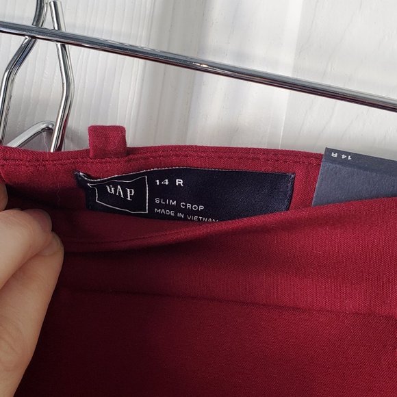 Gap Slim Crop Pants size 14 - Cranberry Red - NWT - Picture 2 of 6